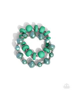 Paparazzi Shape Shifting Season- Green Bracelet