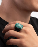 Paparazzi Crowd Pleasing Color - Green Ring