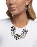 Paparazzi Beau Bouquet- Black Necklace