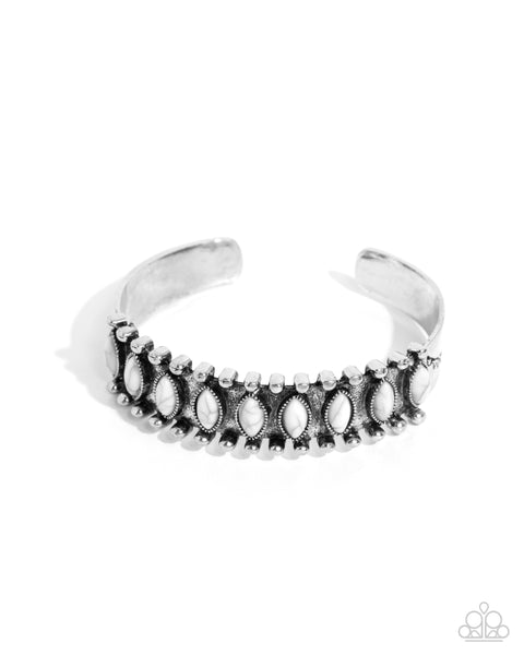 Paparazzi Beautiful Badlands - White Bracelet