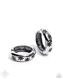 Paparazzi FF AUG Celestial Clique - Silver