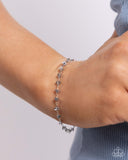 Paparazzi Chiseled Character - Silver