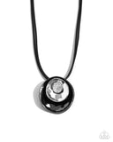 Paparazzi Duchess Disc - Black