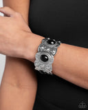 Paparazzi Exotic Excavation - Black