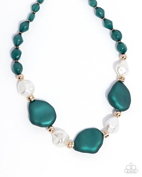 Paparazzi Forever Feature - Green Necklace