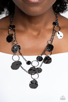 Paparazzi Hammered Horizons - Black Necklace