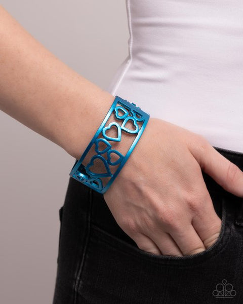 Papparazzi Steal Your Heart- Blue Bracelet