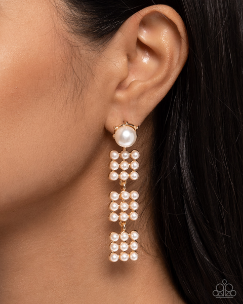 Paparazzi Pearl Pastime - Gold Earrings