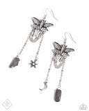 Paparazzi FF JUN24 Moth Master - Silver