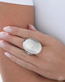 Paparazzi Omniscient Oval