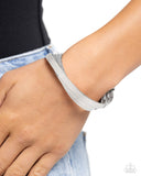 Paparazzi Rebellious Ribbons - Silver