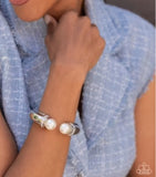 Paparazzi Breathtaking Balance - White Bracelet