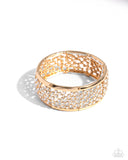 Paparazzi Subtly Scattered - Gold