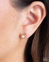 Paparazzi Sweetheart Stunner - Gold Heart Earrings