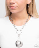 Paparazzi Well Worn- Silver Necklace
