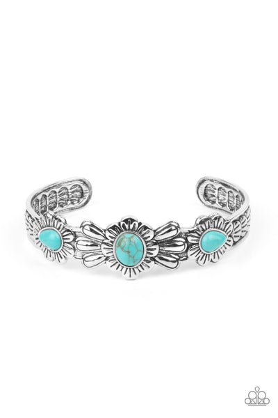 Paparazzi Winslow Walkabout - Blue Turquoise Wildflowers Bracelet