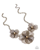 Paparazzi Wiry Wreath- Brass Necklace