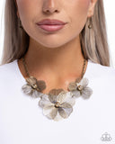 Paparazzi Wiry Wreath- Brass Necklace