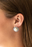 Paparazzi FRONTIER-Runner - White - Veronica's Jewelry Paradise, LLC