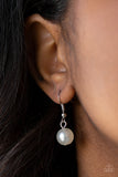 Paparazzi Miss Majestic - White - Veronica's Jewelry Paradise, LLC