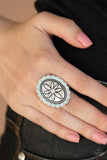 Paparazzi Garden Paradise - Blue - Veronica's Jewelry Paradise, LLC