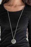 Paparazzi Royal In Roses - Multi - Veronica's Jewelry Paradise, LLC
