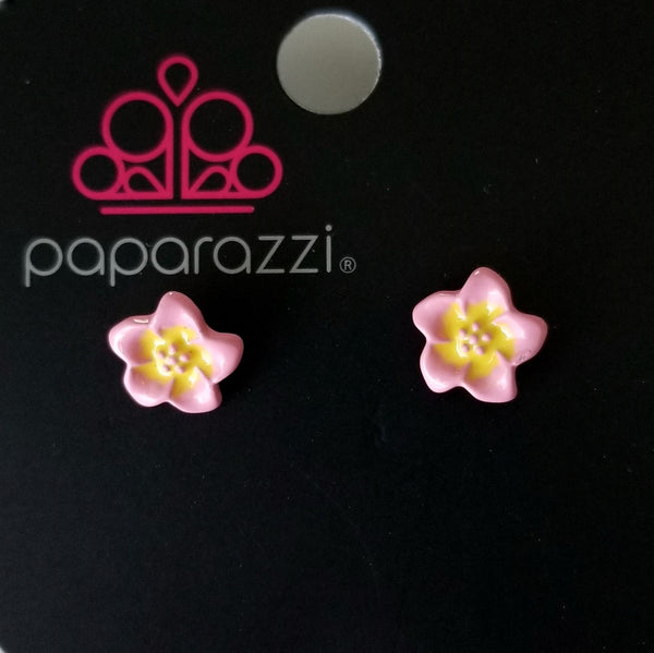 Paparazzi Starlet Shimmer - Earrings38 - Veronica's Jewelry Paradise, LLC