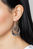 Paparazzi Museum Muse - Black - Veronica's Jewelry Paradise, LLC