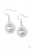 Paparazzi Fashion Show Celebrity - Silver - Veronica's Jewelry Paradise, LLC