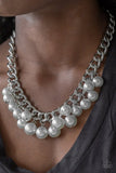 Paparazzi Get Off My Runway - Silver - Veronica's Jewelry Paradise, LLC