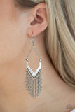 Paparazzi Unchained Fashion - Silver - Veronica's Jewelry Paradise, LLC