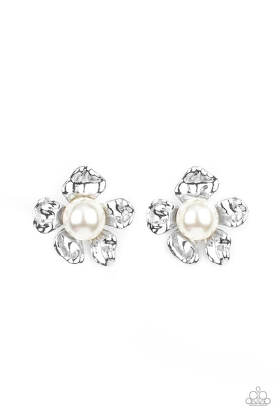 Paparazzi Apple Blossom Pearls - White