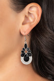 Paparazzi Beachfront Formal - Black