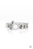 PAPARAZZI CENTER STAGE CELEBRITY - SILVER - Veronica's Jewelry Paradise, LLC