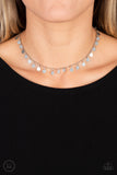 Paparazzi Champagne Catwalk - Silver