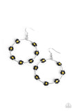 Paparazzi Dainty Daisies - Black
