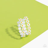 Paparazzi Daisy Disposition - White