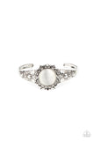 Paparazzi Extravagantly Enchanting - White - Veronica's Jewelry Paradise, LLC