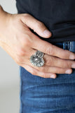 Paparazzi Farmstead Fashion - Silver - Veronica's Jewelry Paradise, LLC