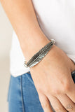 Paparazzi Featherlight Fashion - Silver - Veronica's Jewelry Paradise, LLC
