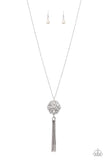 Paparazzi Fine Florals - White - Veronica's Jewelry Paradise, LLC