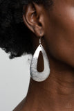 Paparazzi Hand It OVAL! - Silver - Veronica's Jewelry Paradise, LLC