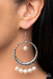 Paparazzi Luscious Luxury - White