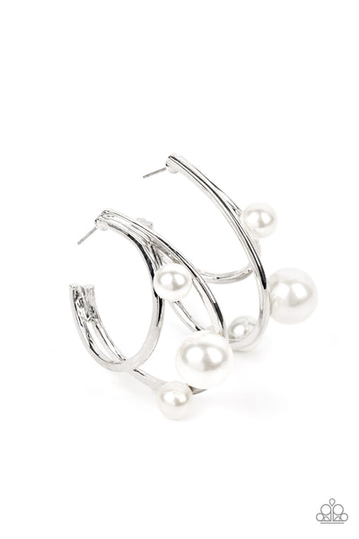 Paparazzi Metro Pier - White Pearl Hoops