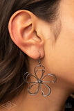 Paparazzi Miss Daisy - Gunmetal (Large) - Veronica's Jewelry Paradise, LLC