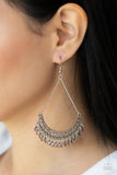 Paparazzi Orchard Odyssey - Silver - Veronica's Jewelry Paradise, LLC