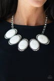 Paparazzi Prairie Goddess - White