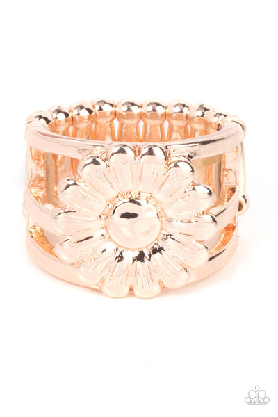 Paparazzi Roadside Daisies - Rose Gold