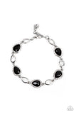 Paparazzi Timelessly Teary - Black