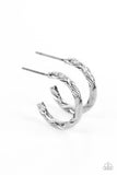 Paparazzi Triumphantly Textured - Silver